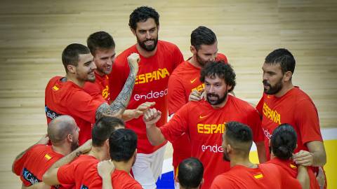 La Selección hace piña antes de un partido del Mundial de China. La Selección hace piña antes de un partido del Mundial de China.