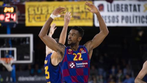 Cory Higgins celebra la victoria contra Maccabi en la pasada jornada de la Euroliga. Cory Higgins celebra la victoria contra Maccabi en la pasada jornada de la Euroliga.